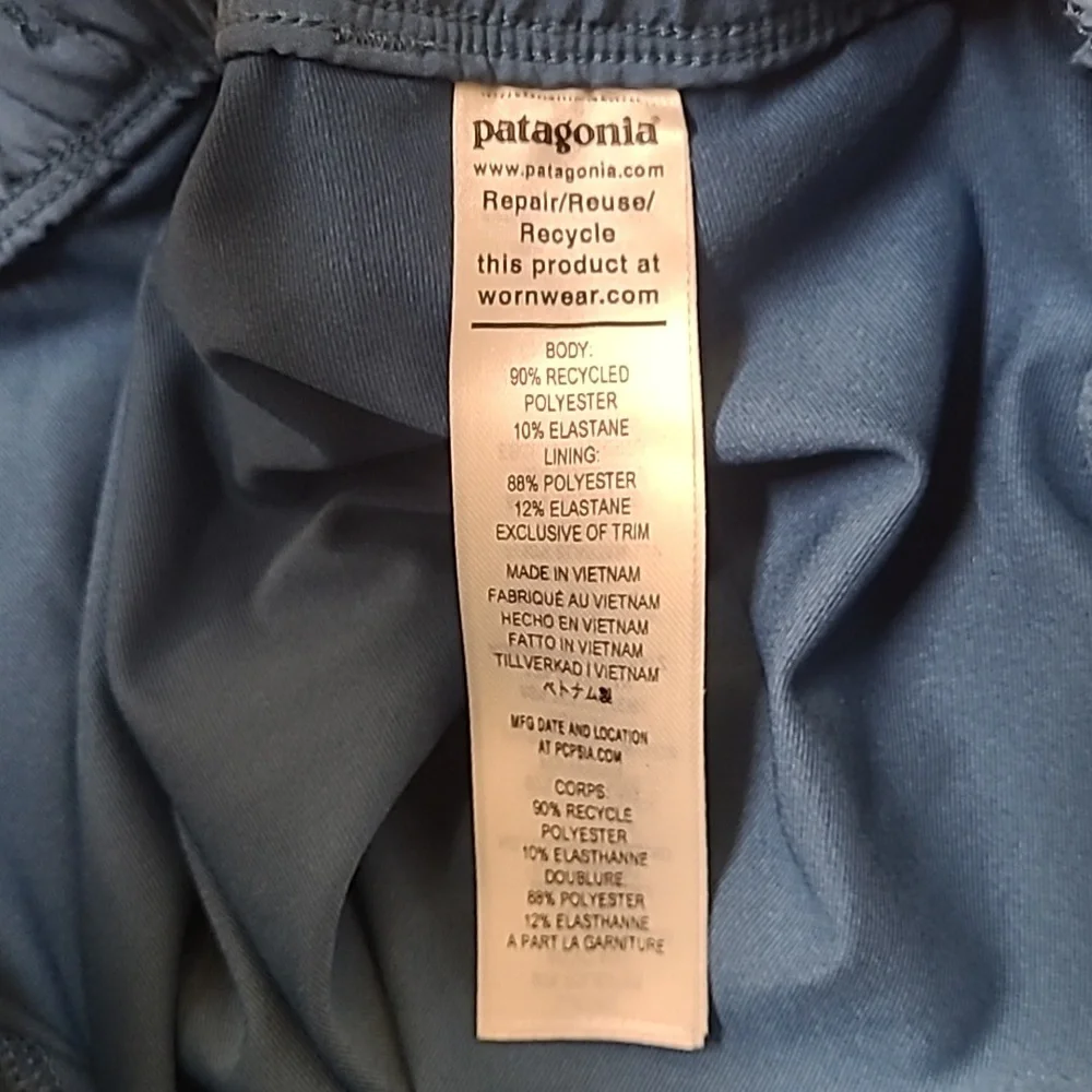 Patagonia Blue Midi Skirt for women zise S used good condition.‎